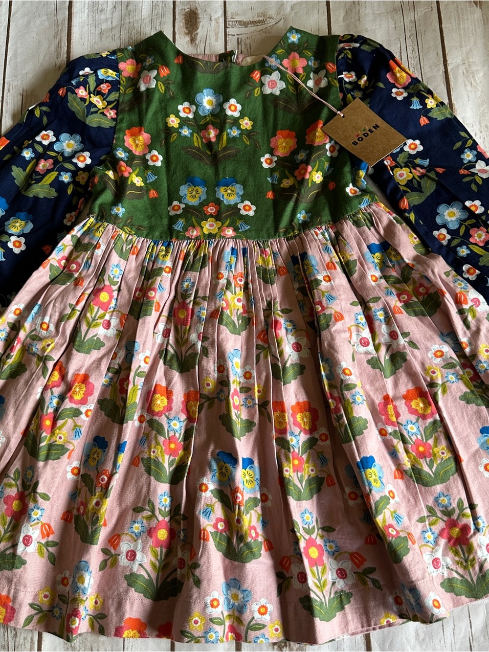 Mini Boden floral dress nwt - Picture 2 of 9
